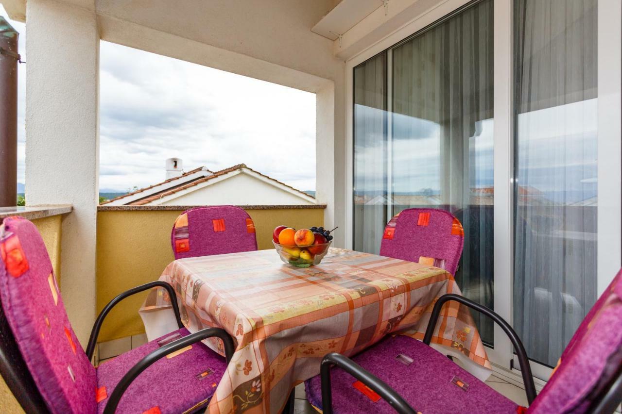 Villa Luka Malinska Kültér fotó